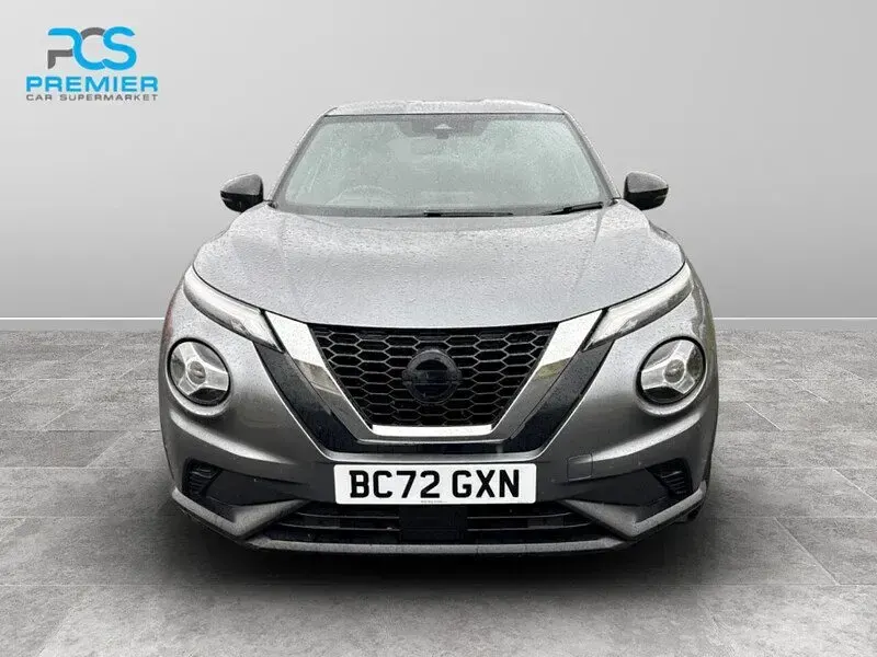 Używany Nissan Juke N-Connecta 114 KM (83 kW) 2023 Szary SUV