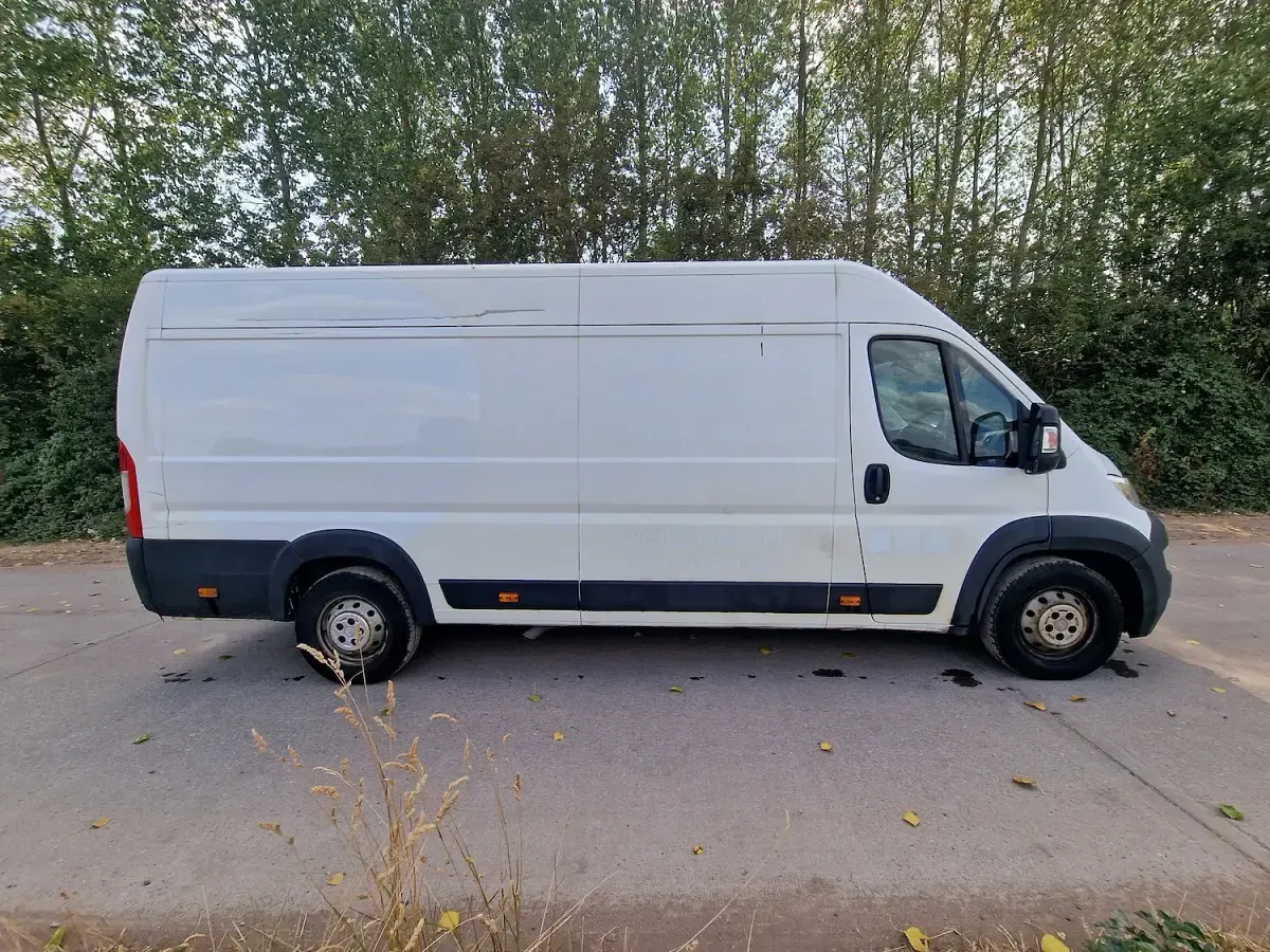 Used Citroën Relay 140 HP (102 kW) 2020 White Van