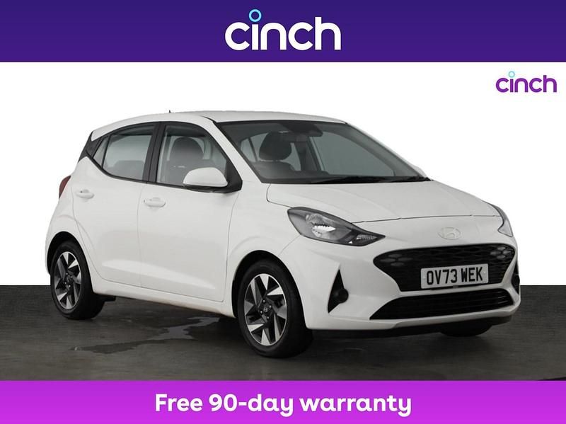 White Used 2023 Hyundai i10 Advanced Hatchback | £13,799 (Fair price) - Image 1/3