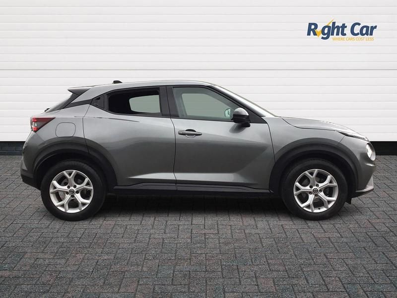 Used Nissan Juke N-Connecta 2022 Grey SUV