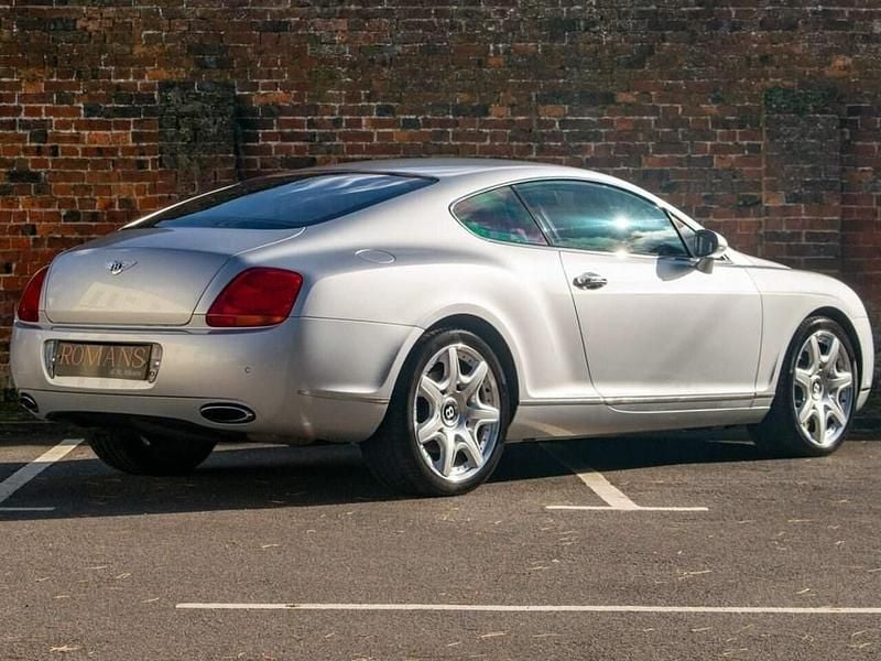 Używany Bentley Continental 2006 Srebrny Sedan/Limuzyna