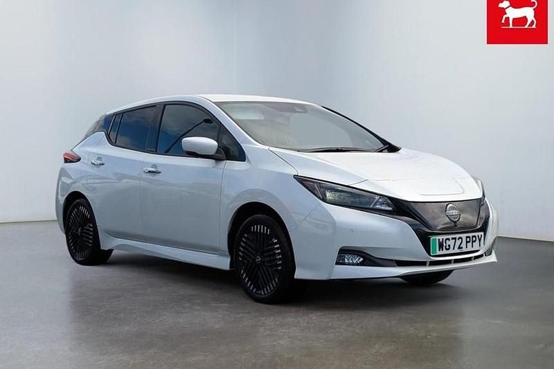 White Used 2022 Nissan Leaf Tekna Hatchback | £12,490 (Fair price) - Image 1/1