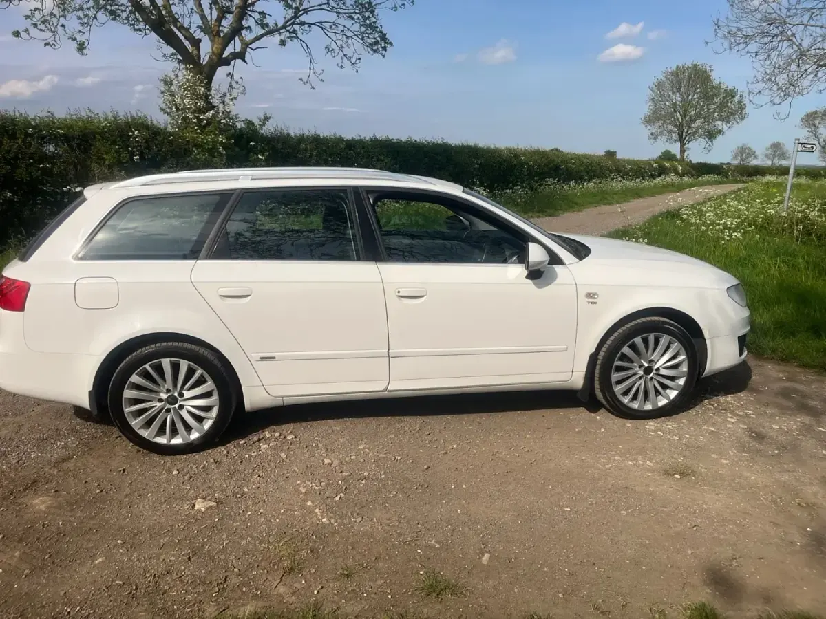 Używany Seat Exeo SE 2012 Biały Kombi