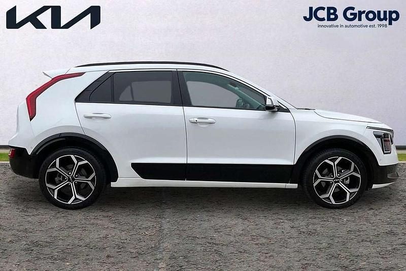 Used Kia Niro 135 HP (99 kW) 2025 White SUV