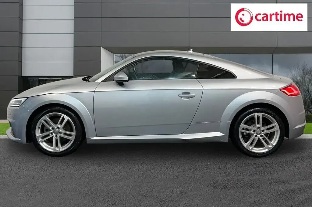 Usado Audi TT Sport 245 CV (180 kW) 2019 Plateado Coupe