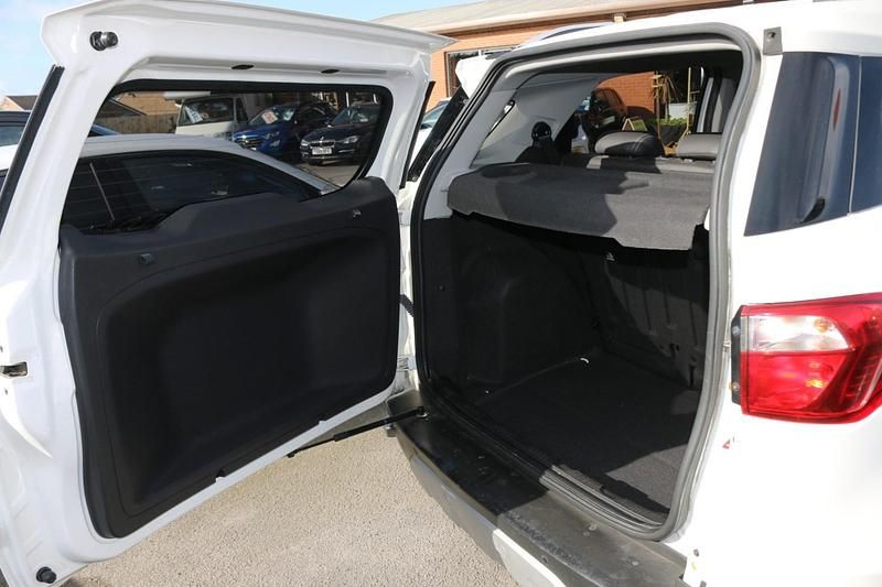 Used Ford Ecosport Titanium 2017 White SUV