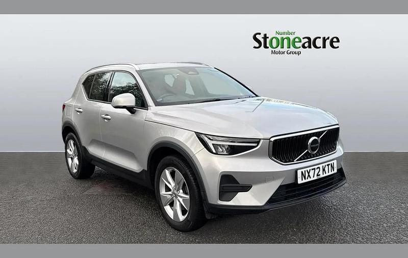 Silver Used 2022 Volvo XC40 Core SUV | £19,957 (Good price) - Image 1/4