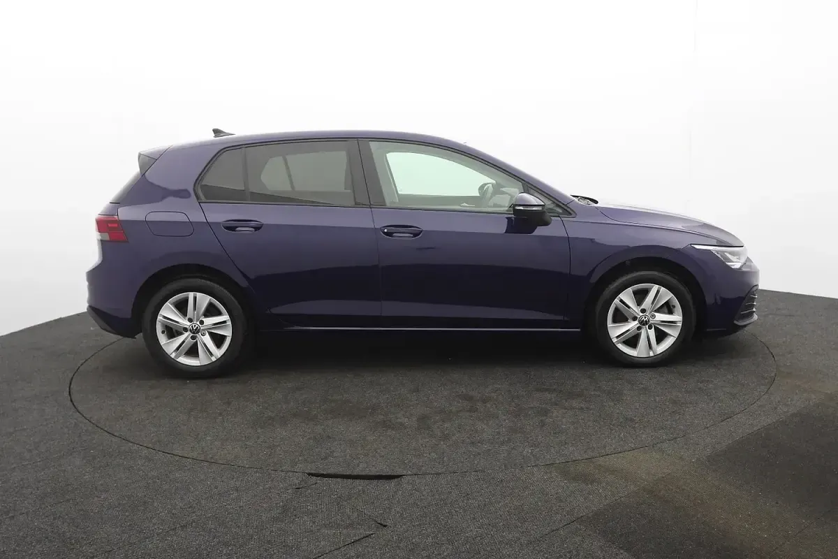 Used VW Golf VIII Life 2023 Blue Hatchback