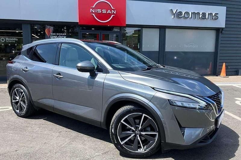 Grey Used 2022 Nissan Qashqai Tekna SUV | £23,290 (A bit pricey) - Image 1/4