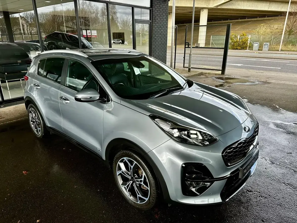 Used Kia Sportage GT-Line 177 HP (130 kW) 2019 Silver SUV