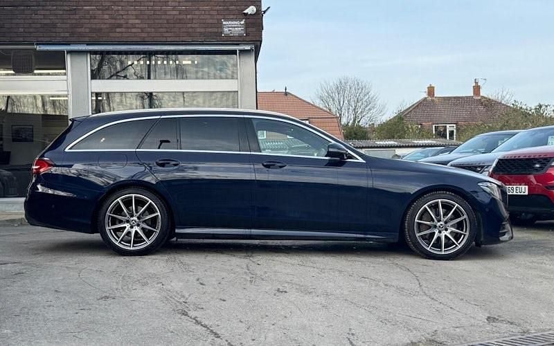 Used Mercedes E220 AMG line 194 HP (142 kW) 2020 Estate