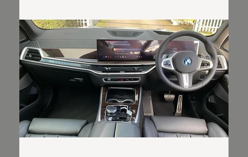 New BMW X5 M Sport 489 HP (359 kW) 2026 Grey SUV