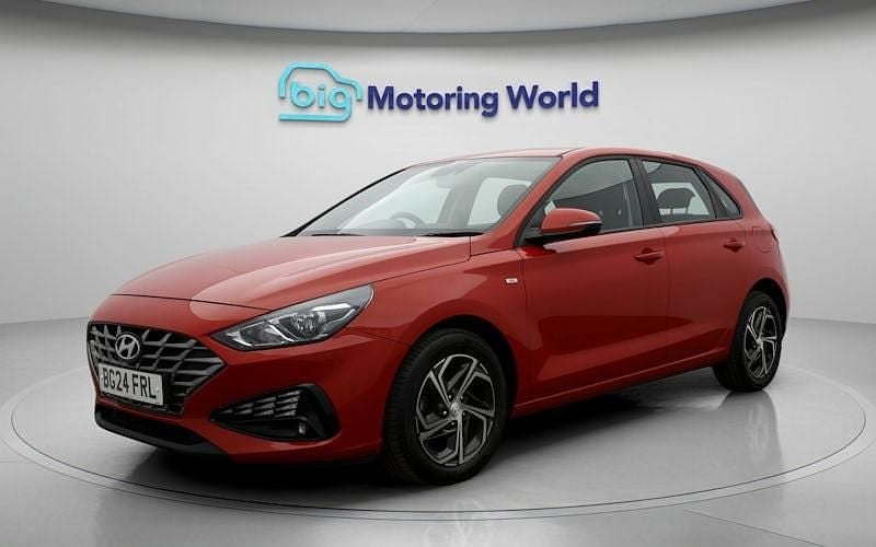 Used Hyundai i30 SE 120 HP (88 kW) 2024 Hatchback