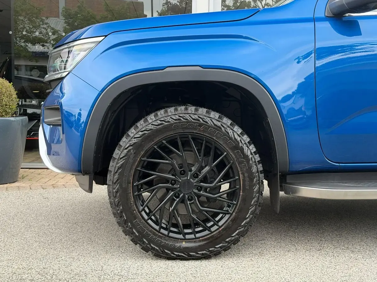 Used VW Amarok Style 2025 Blue Pickup