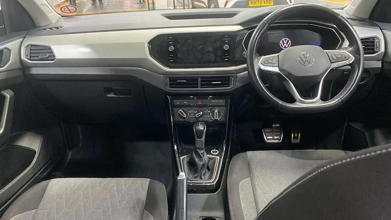 Used VW T-Cross Move 110 HP (80 kW) 2024 Black SUV