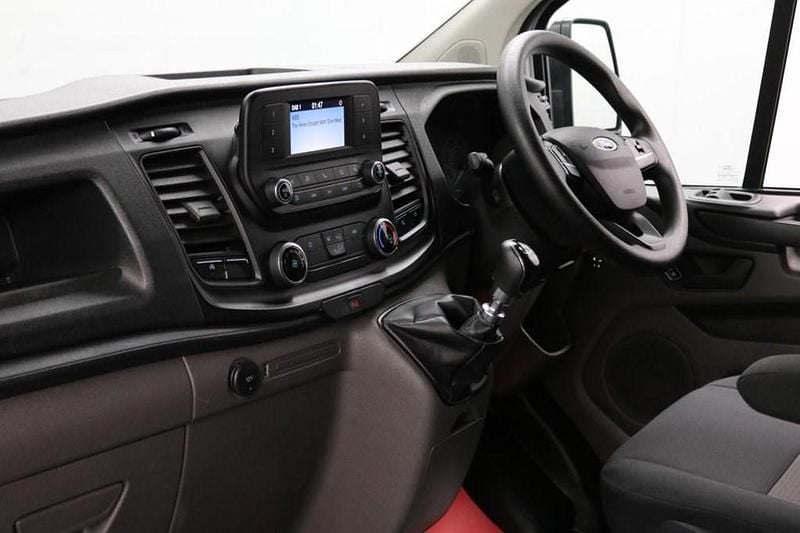 Image 2/4