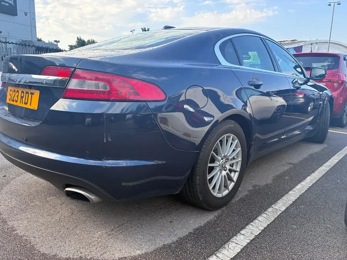 Used Jaguar XF Luxury 2010 Blue Sedan