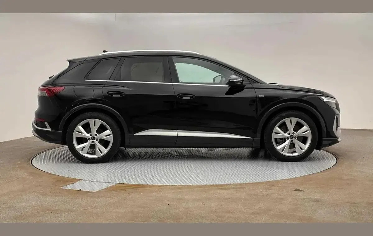 Used Audi Q4 e-tron S-Line 150 kW (204 HP) 2023 Black SUV