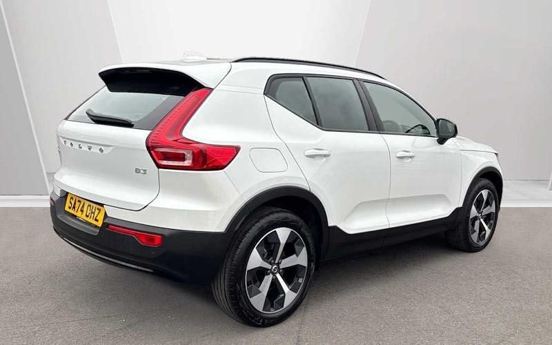 Used Volvo XC40 Plus 163 HP (119 kW) 2025 SUV