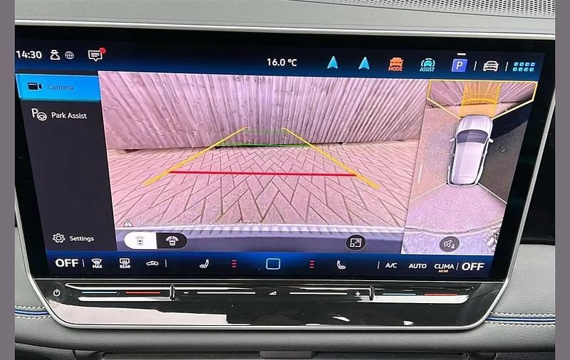 Black Used 2025 VW Tiguan R-line SUV | £36,199 (Expensive) - Image 1/4