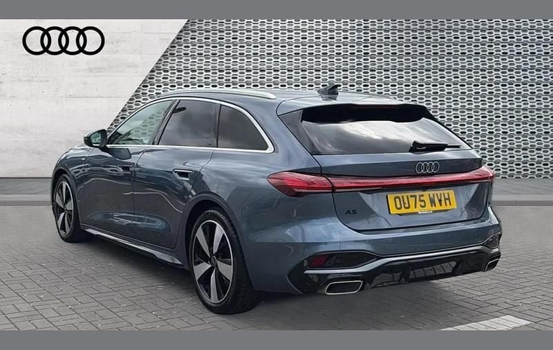 Begagnad Audi A5 S-Line 147 HK (108 kW) 2025 Blå Kombi
