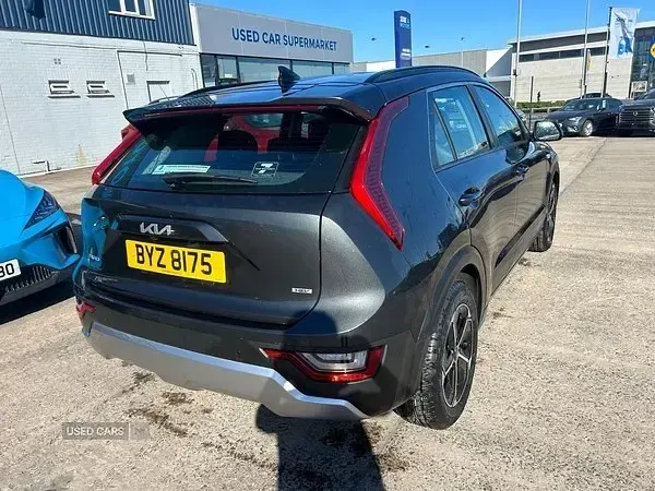 Second-hand Kia Niro 139 CP (102 kW) 2023 Gri SUV
