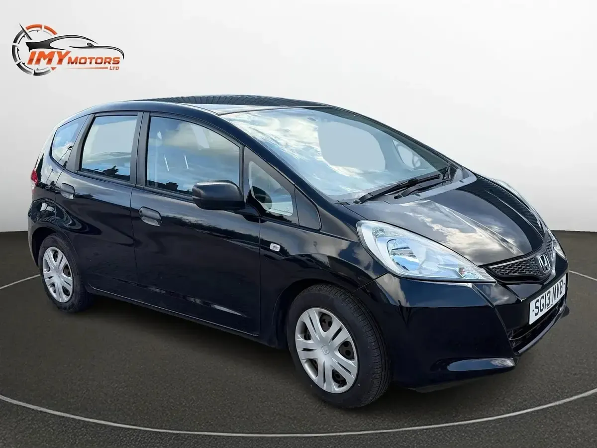 Used Honda Jazz S 90 HP (66 kW) 2013 Black Hatchback
