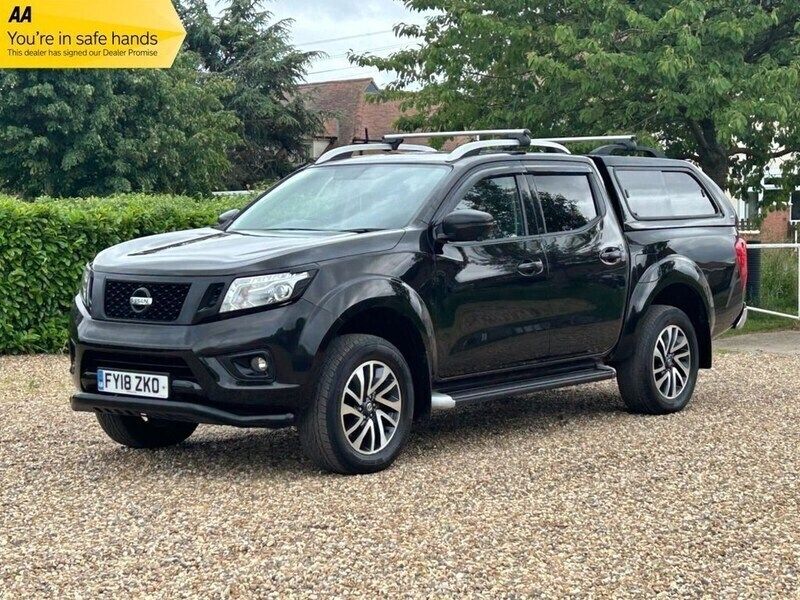 Black Used 2018 Nissan Navara Tekna Pickup | £12,100 (Super price) - Image 1/4