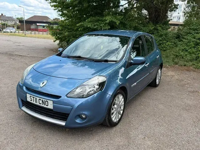 Used Renault Clio II Dynamique 2011 Blue Hatchback