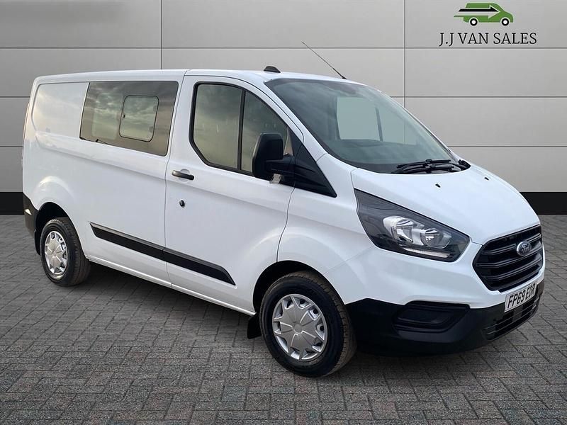 Used Ford Transit Custom 105 HP (77 kW) 2019 White Van