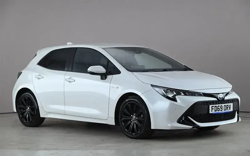 Gebraucht Toyota Corolla Design 122 PS (89 kW) 2022 Kleinwagen