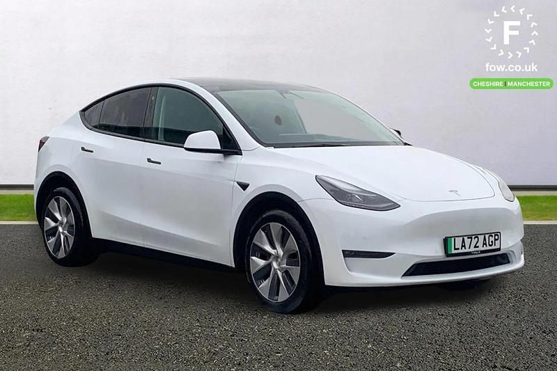 White Used 2022 Tesla Model Y Long Range AWD SUV | £23,899 (Fair price) - Image 1/3