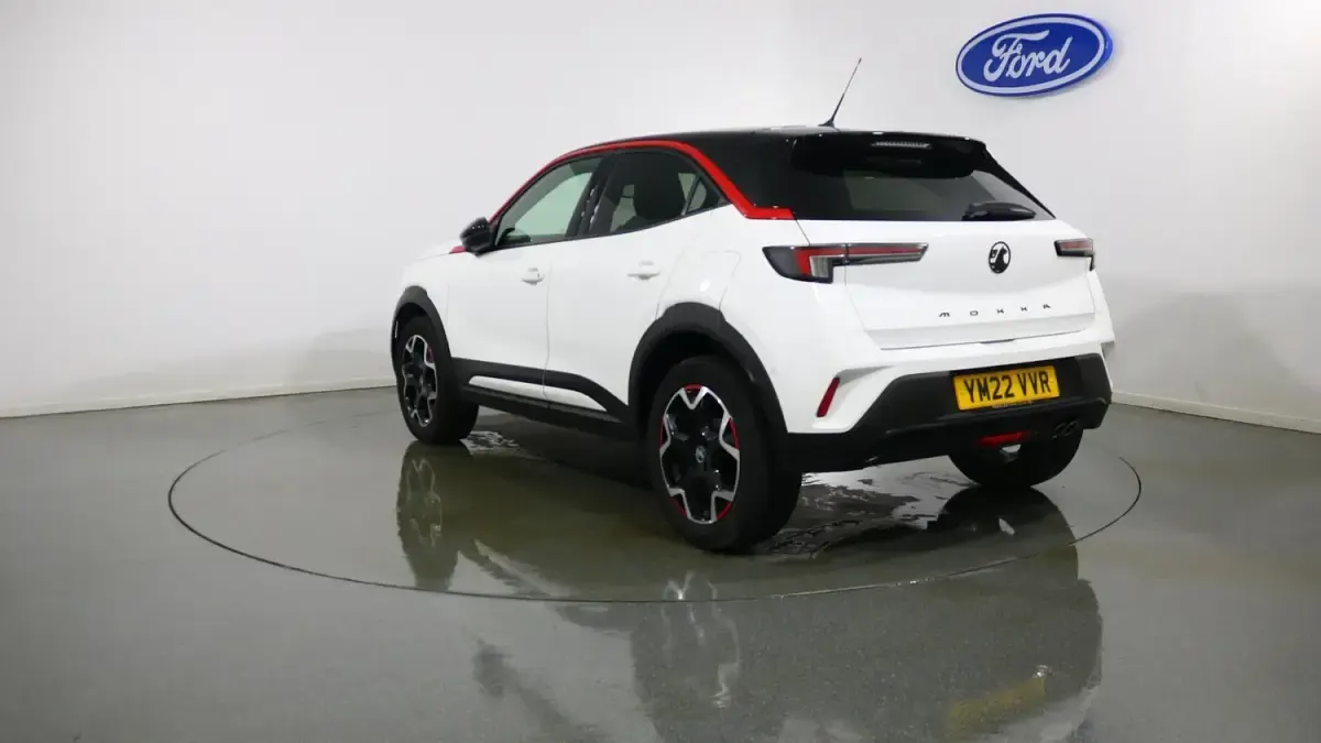 Used Vauxhall Mokka SRi 2022 White SUV