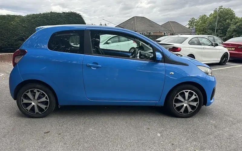Used Peugeot 108 Active 68 HP (50 kW) 2018 Hatchback