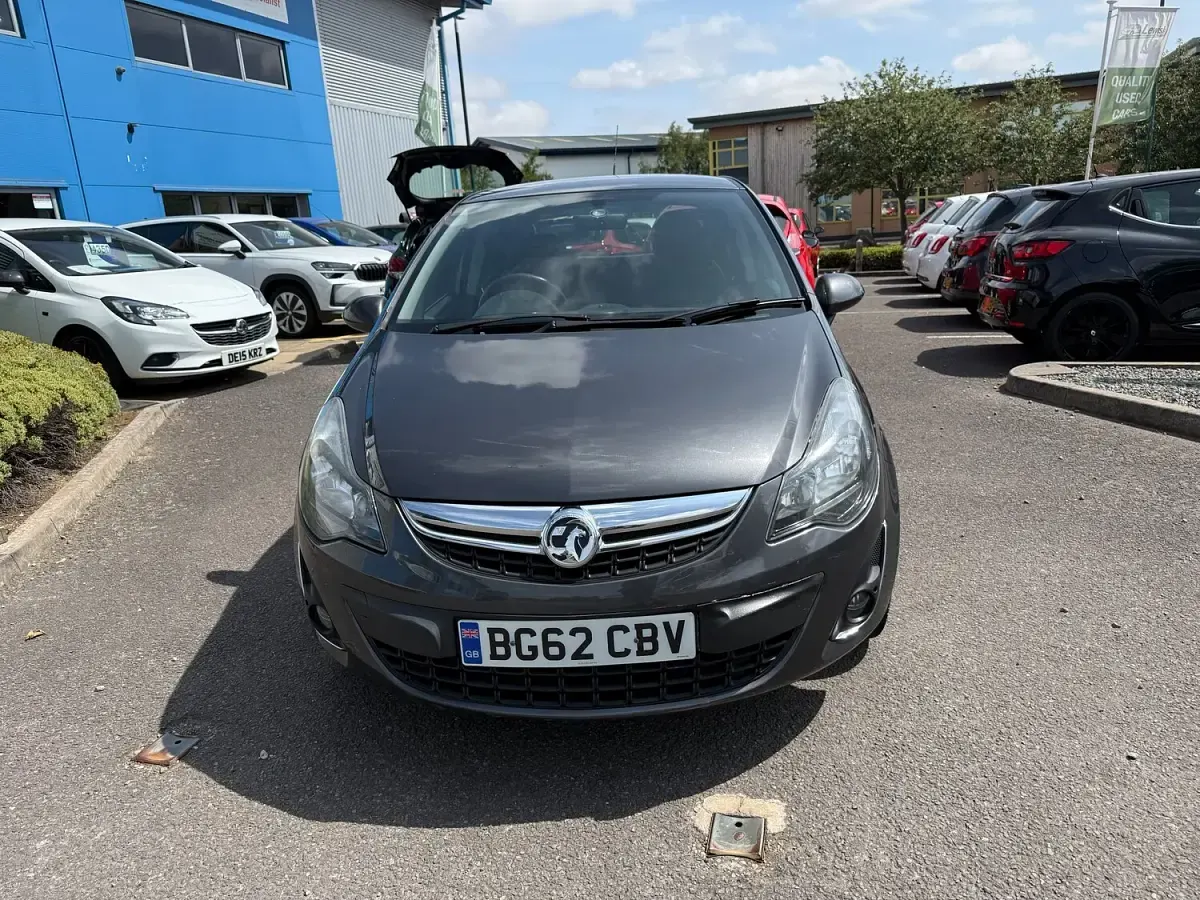 Used Vauxhall Corsa 85 HP (62 kW) 2012 Grey Hatchback
