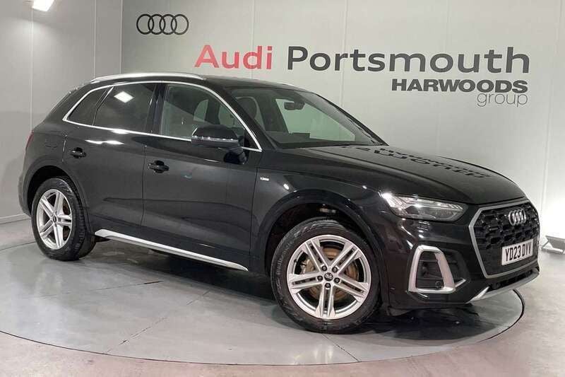 Black Used 2023 Audi Q5 S-Line SUV | £35,390 (Fair price) - Image 1/4