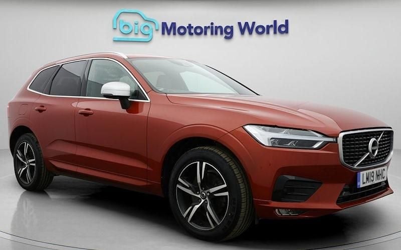 Used Volvo XC60 R-Design 190 HP (139 kW) 2019 Red SUV