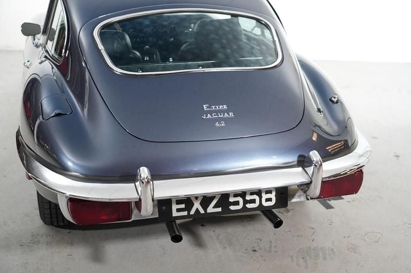 Używany Jaguar E-Type 2019 Niebieski Coupe