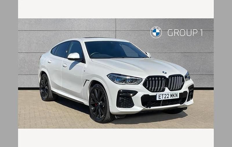 Used BMW X6 M Sport 334 HP (245 kW) 2022 White SUV