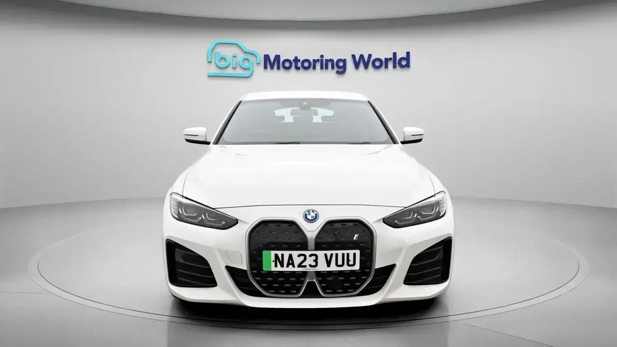 Used BMW i4 M Sport 250 kW (340 HP) 2023 White Sedan