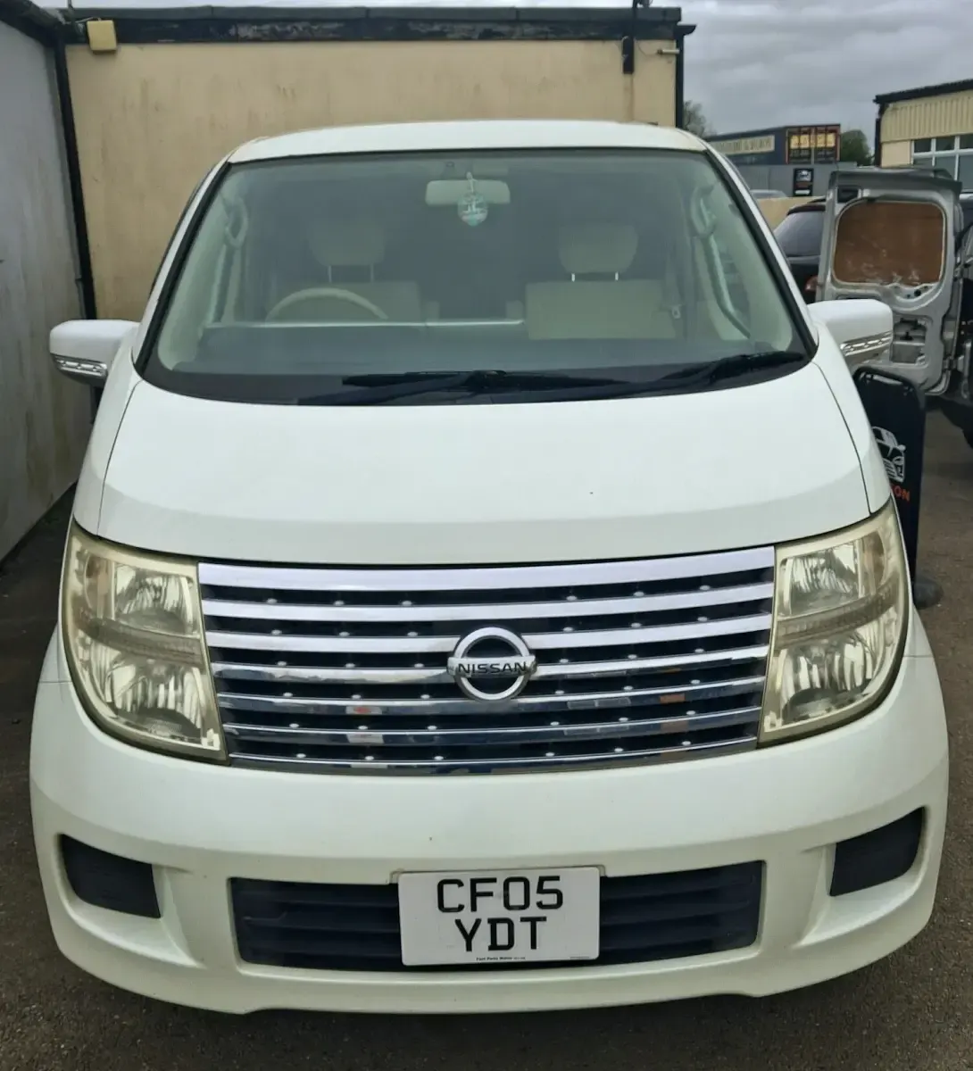 Used Nissan Elgrand 2018 White