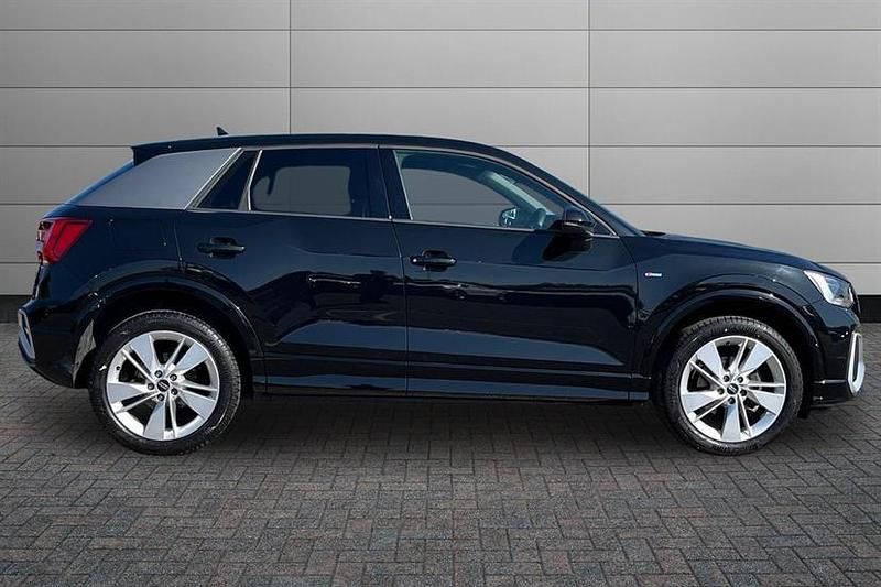 Used Audi Q2 S-Line 150 HP (110 kW) 2023 Black SUV