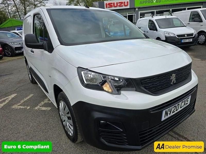 Begagnad Peugeot Partner 101 HK (74 kW) 2020 Vit Minibuss