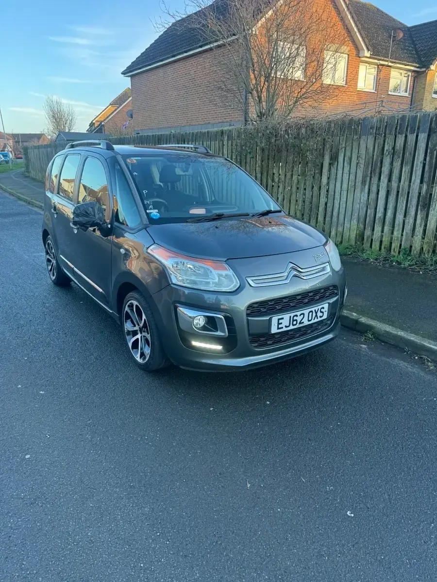 Used Citroën C3 Picasso SELECTION 2013 Grey MPV