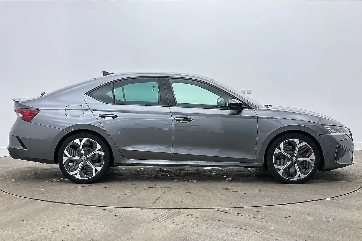 Used Skoda Octavia vRS 265 HP (194 kW) 2025 Graphite grey metallic Hatchback