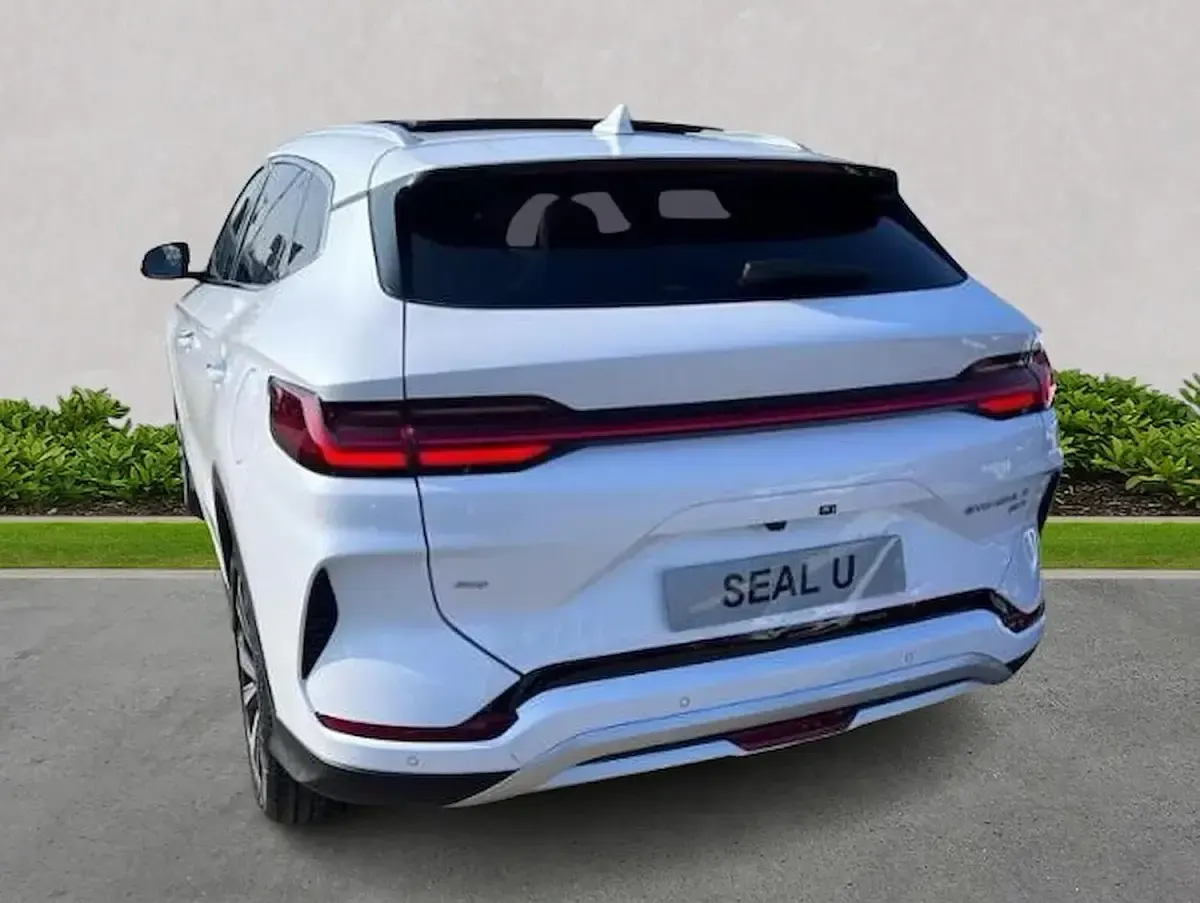 New BYD Seal U Design 324 HP (238 kW) 2026 White SUV