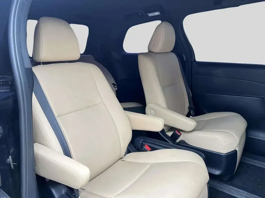Used Toyota Estima Hybrid Premium 2015 Black MPV