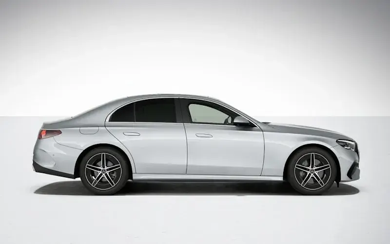 New Mercedes E200 AMG Line Premium 204 HP (150 kW) 2026 Sedan