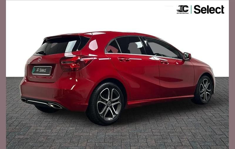 Used Mercedes A160 Sport Edition 147 HP (108 kW) 2018 Red Hatchback