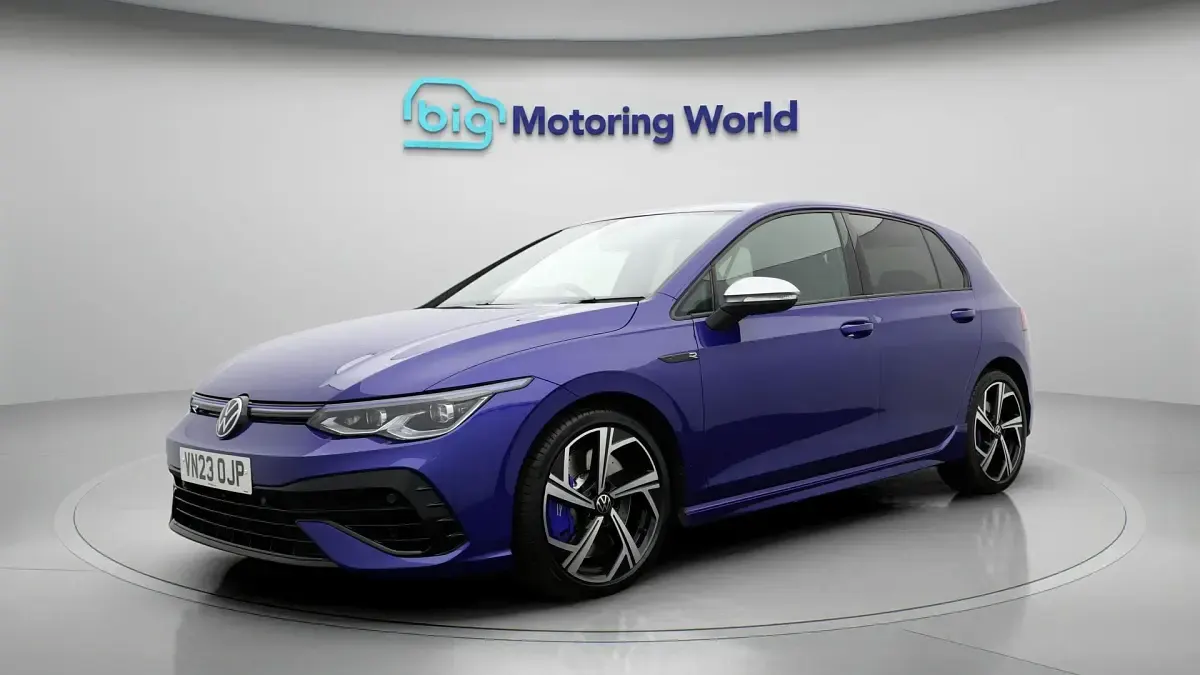 Used VW Golf VIII R 320 HP (235 kW) 2023 Blue Hatchback
